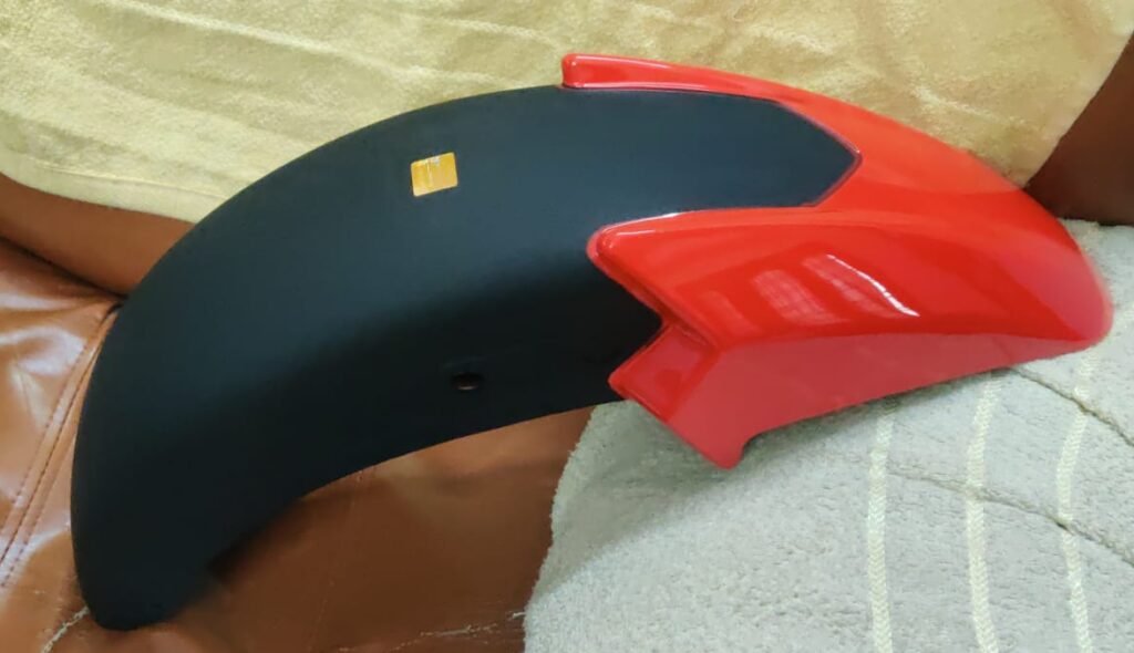 Bajaj Pulsar 220 Mudguard Black Red