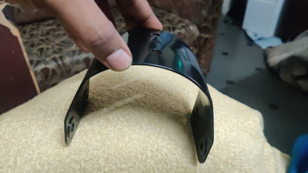 Bajaj Avenger Mudguard Bracket